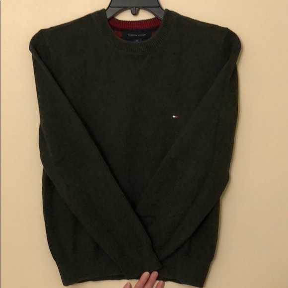Tommy Hilfiger Sweater! - Picture 3 of 6
